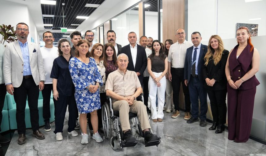 BAŞKAN ÖZÇELİK PERSONEL İLE BAYRAMLAŞTI