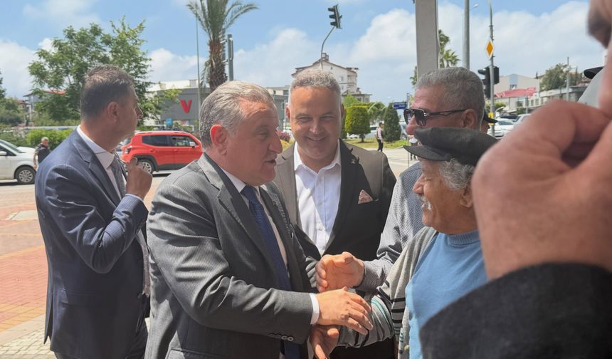 BAKAN BAK, GAZİPAŞA'DA VATANDAŞLARLA BULUŞTU