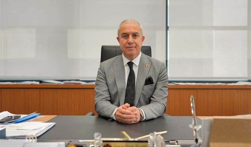 BAŞKAN ÖZÇELİK, ALANYALILARIN BAYRAMINI TEBRİK ETTİ