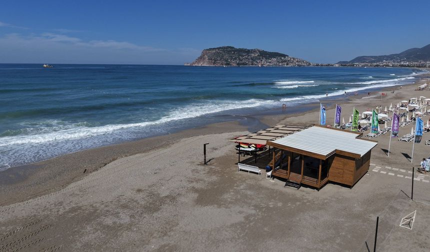 ALANYA SAHİLLERİNDE KONFOR VE KALİTE ARTIYOR