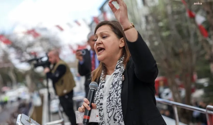 CHP'Lİ BURCU KÖKSAL AK PARTİ'YE GEÇİYOR