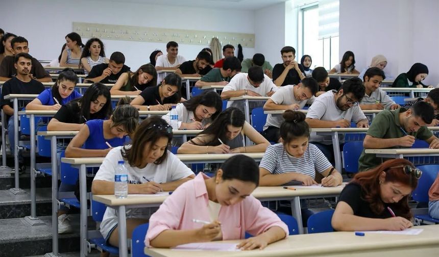 ALKÜ’DE 2 YENİ PROGRAM ÖĞRENCİLERİYLE BULUŞACAK