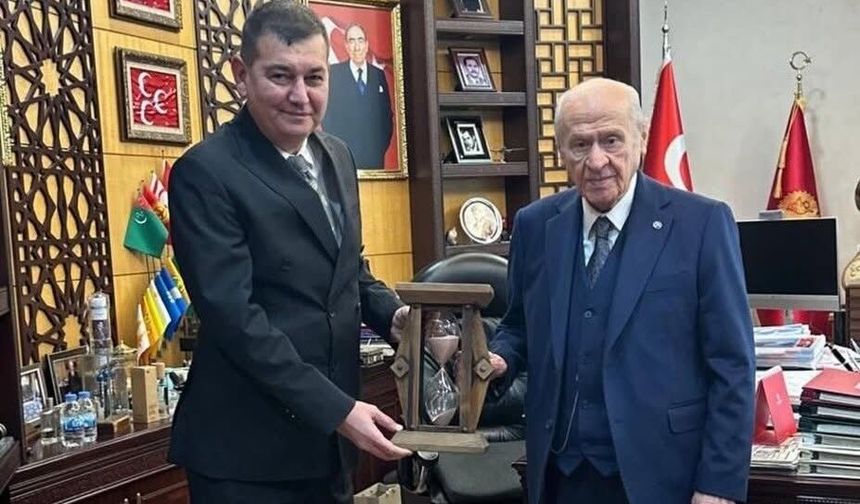 MHP'DE KONGRE GÜNÜ